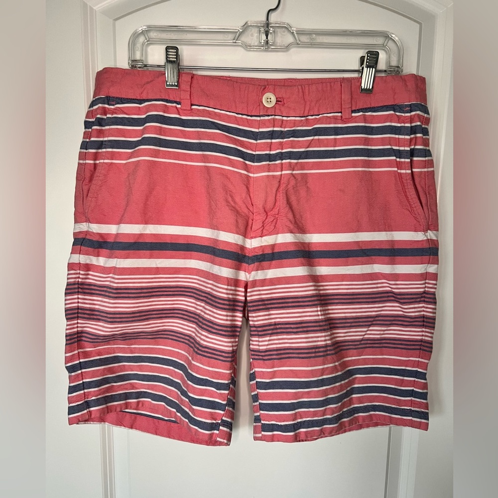 Vineyard Vines Breaker Shorts - 36 Waist